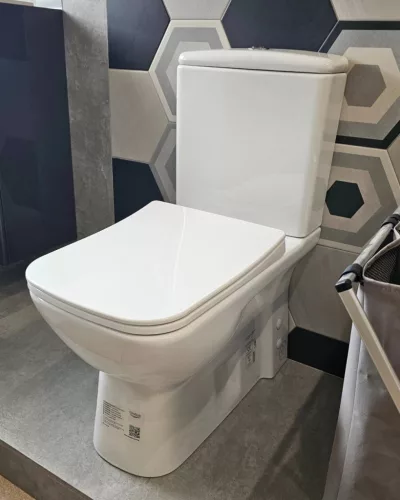 CeraStyle DURU monoblokk WC - BEÉPÍTETT bidé funkcióval -csaptelep nélkül -perem nélküli -mély öbl.