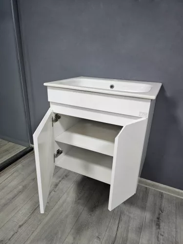 TMP VISION 60 fali függesztett fürdőszobai bútor - SKY E-8099-60 porcelán mosdóval - 61 x 46 x 56 cm